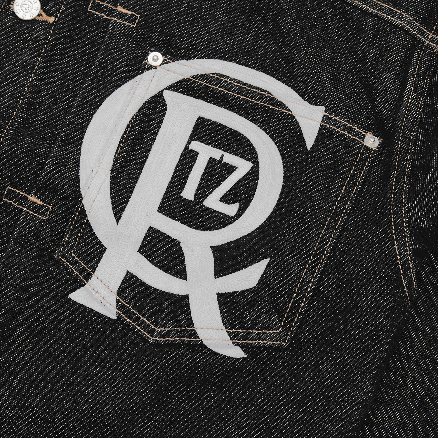 CREST CHAINSTITCH DENIM JACKET [WASHED BLACK]